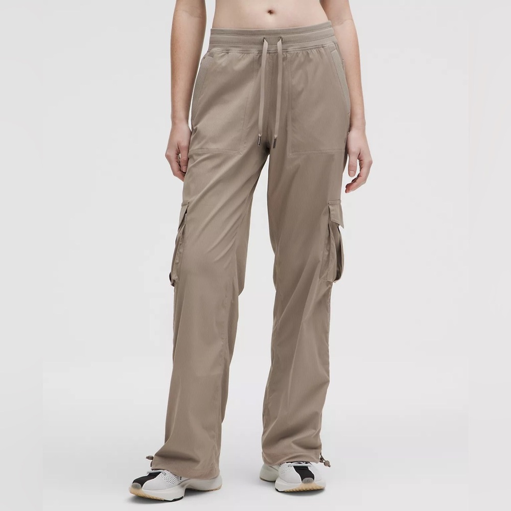 Lululemon Dance Studio Relaxed-Fit Mid-Rise
Cargo Pant